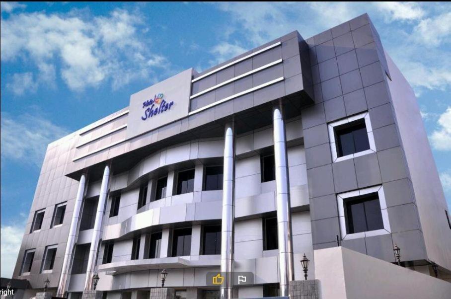 Shelter Hotel Lucknow Ngoại thất bức ảnh