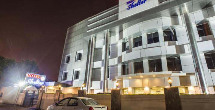 Shelter Hotel Lucknow Ngoại thất bức ảnh