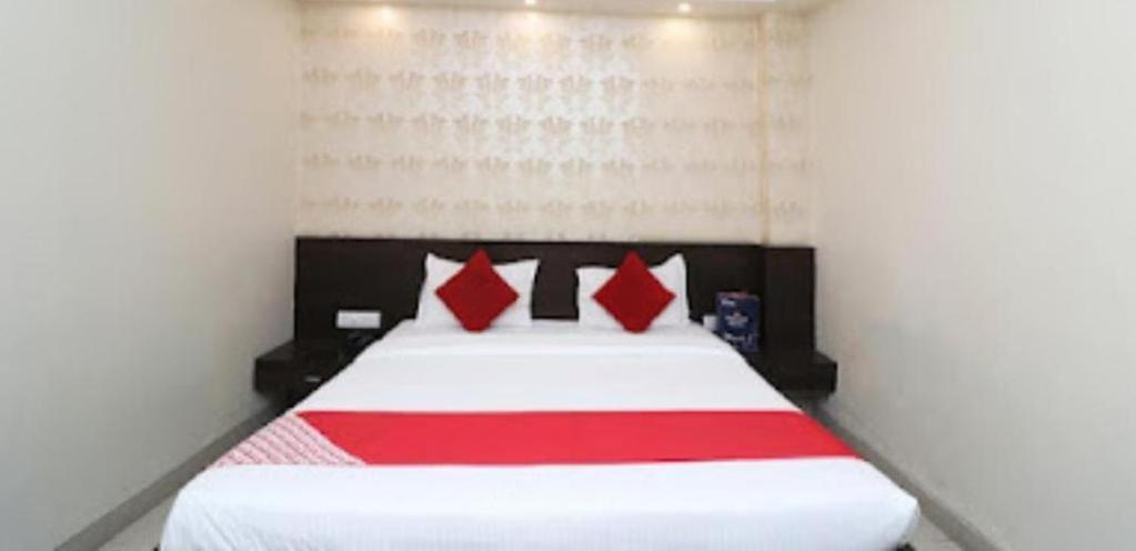 Shelter Hotel Lucknow Phòng bức ảnh